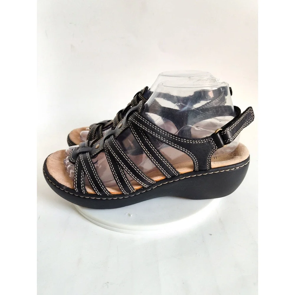 Clarks Sandals Size 8 Leather Comfort Delana Curve Strappy Black Contrast Stitch